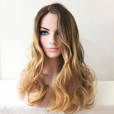 Perruque longue frisée avec raie latérale, ombrée, pour femme blonde