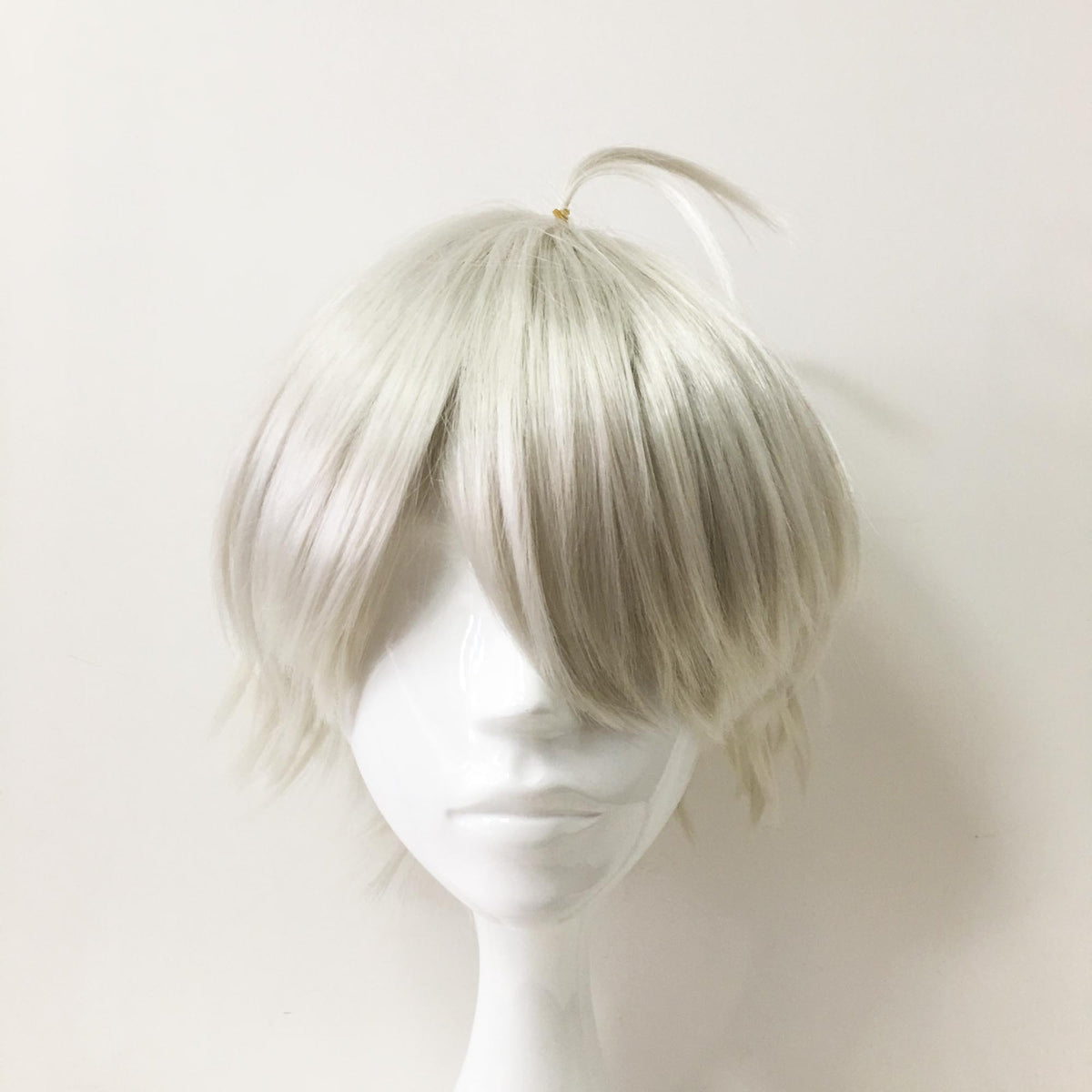 nevermindyrhead Men Silver White Short Straight Long Bangs CosplayWig