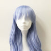 Hellblaue, pastellfarbene, lange, gewellte Fransen-Pony-Cosplay-Perücke für Frauen
